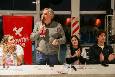 Morales comparti&oacute; una jornada de trabajo y militancia con autoridades la JR de todo el pa&iacute;s