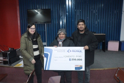 Respaldo econ&oacute;mico a emprendedores locales y nueva l&iacute;nea de cr&eacute;dito que beneficia a taxistas de Palpal&aacute;