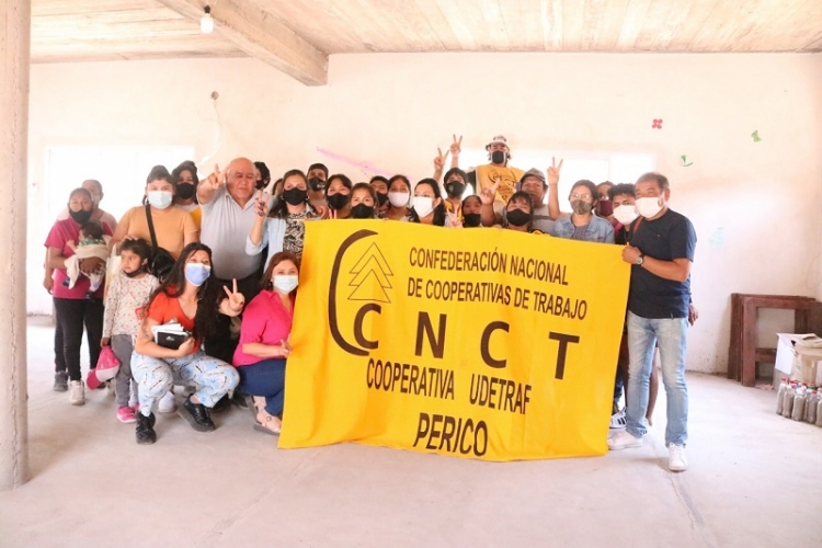 Leila Chaher suma apoyo de sectores de la econom&iacute;a popular