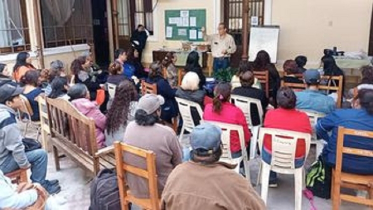 Inicio de ciclo de talleres de Huertas Agroecol&oacute;gicas