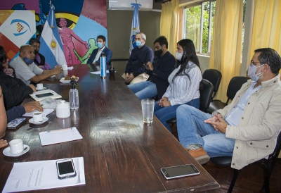 Concejales de la U.C.R. recibieron a vendedores de diarios y revistas de la ciudad