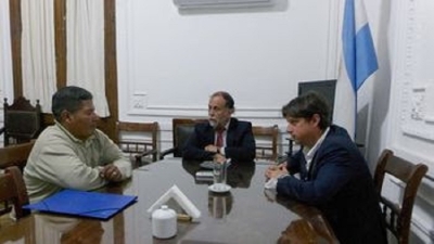 Soluci&oacute;n al conflicto institucional de Pampichuela