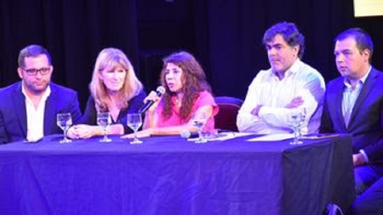 Trabajadores del Estado se capacitan en prevenci&oacute;n de la violencia en la ni&ntilde;ez