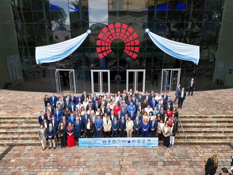 Contudente reclamo federal del ex gobernador correntino Gustavo Vald&eacute;s