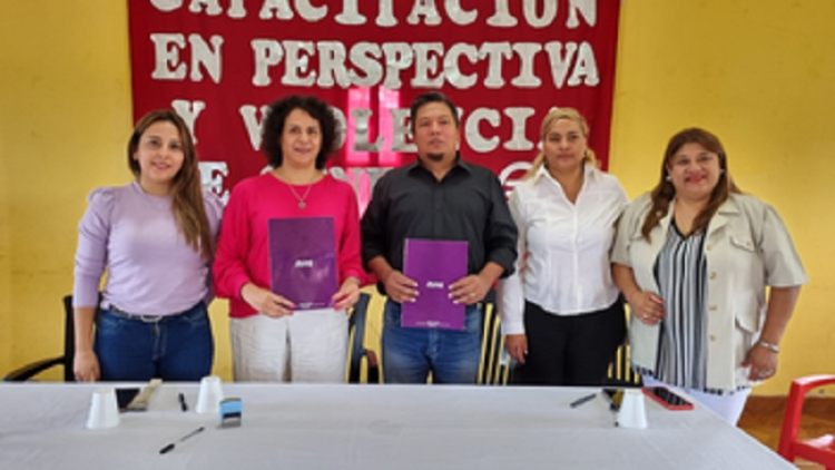 Firman convenio en Santa Clara para prevenci&oacute;n de violencia de g&eacute;nero