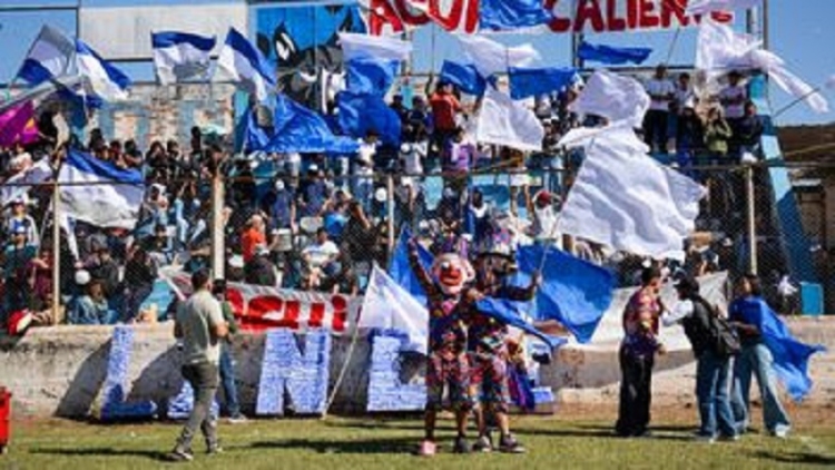 FNE. Color y alegr&iacute;a estudiantil en Perico y San Pedro