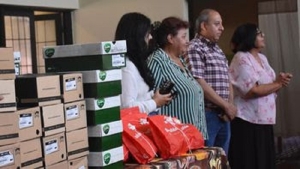 Desarrollo Humano entreg&oacute; calzados y huevo de pascua a Instituciones Sociales