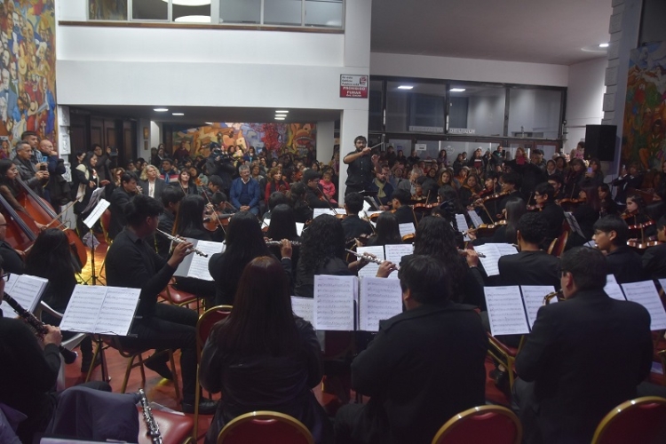 La Orquesta &ldquo;Prof. Juan Jos&eacute; Funes&rdquo; y la Juje&ntilde;a Jazz Band se presentaron en la Legislatura
