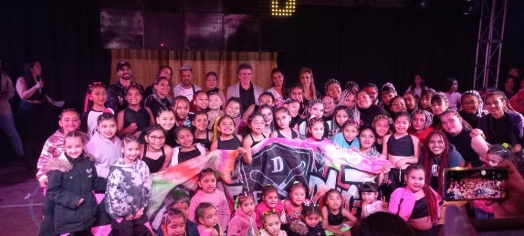 Con el respaldo del municipio FORCE DANCE hizo podio en el xx encuentro e interamericano en Villaguay