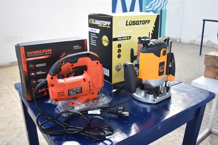 Nuevo equipamiento para el taller de carpinter&iacute;a del centro de formaci&oacute;n profesional n&ordm;1 de Palpal&aacute;