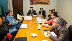Inician mesas de di&aacute;logo con gremios estatales