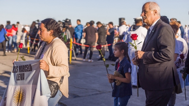 Taiana encabez&oacute; en Mar del Plata el homenaje a tripulantes del ARA San Juan: pidi&oacute; "verdad y justicia"