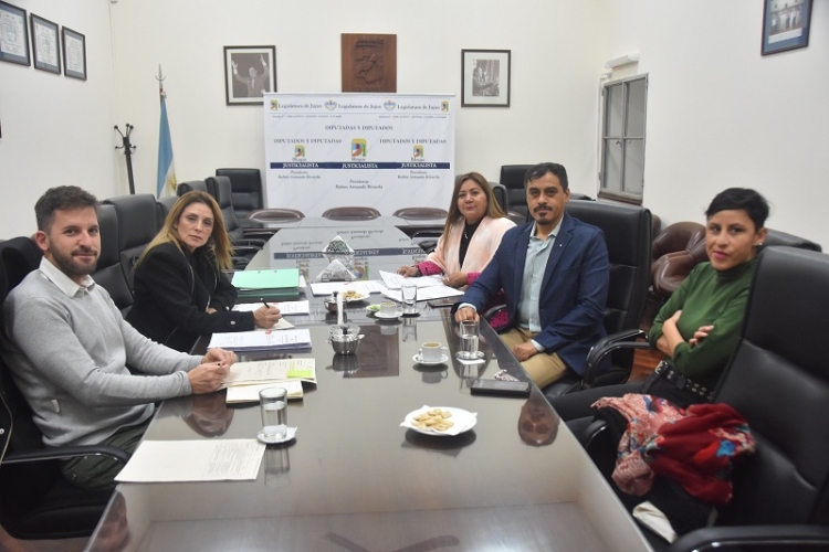 La Comisi&oacute;n de Ambiente trabaja en varios proyectos de Ley