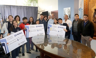 Fne 2024: con m&aacute;s de un mill&oacute;n de pesos, el intendente premi&oacute; a los colegios ganadores del concurso de hinchadas