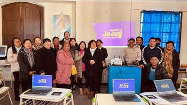 Culmin&oacute; en Abra Pampa la primera etapa de capacitaci&oacute;n en el uso de Aulas Digitales M&oacute;viles