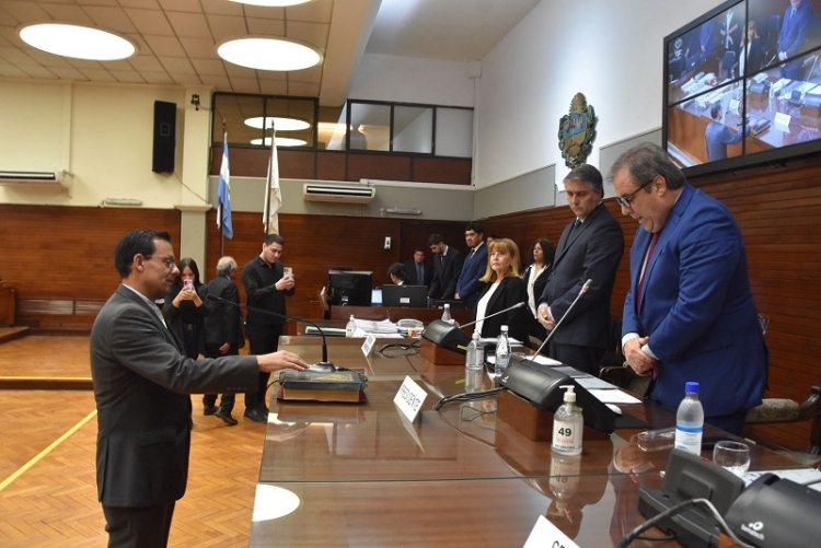 La Legislatura aprob&oacute; acuerdos para nuevos funcionarios judiciales