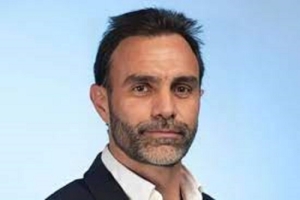 Senador Ezequiel Atauche oficializado como presidente del bloque de La Libertad Avanza