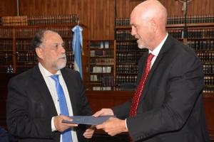 El anteproyecto de ley de creaci&oacute;n del consejo de la magistratura fue entregado al poder ejecutivo provincial