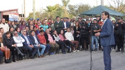 Perico: presentaron la primera pavimentaci&oacute;n con material reciclado de Jujuy