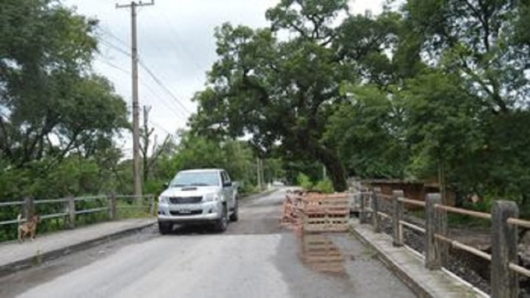 Trabajos incesantes sobre los puntos afectados de la red vial provincial y en rutas nacionales