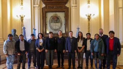 Ambiente fortalece alianzas para el desarrollo de proyectos de esquila sustentable de vicu&ntilde;as