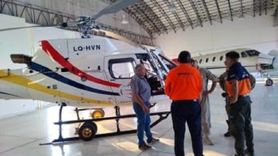 Operativo en helicóptero para entrega de insumos en Laguna de Tesorero y Ocloyas