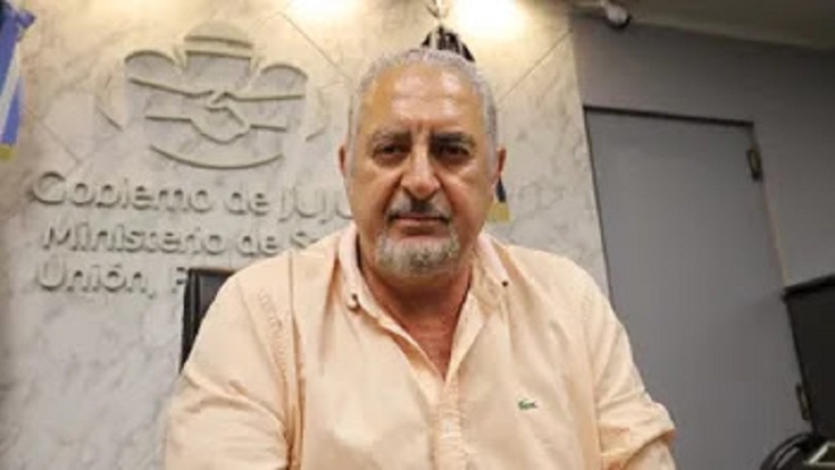 Bouhid: "Las ambulancias no se ir&aacute;n del Hospital de El Carmen"