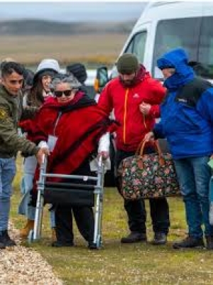 Los familiares de ca&iacute;dos en Malvinas visitaron el cementerio de Darwin