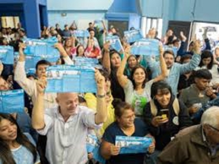 Se llev&oacute; a cabo el plenario de la militancia Peronista