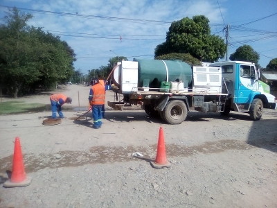 Agua Potable de Jujuy trabaja en barrios de Fraile Pintado