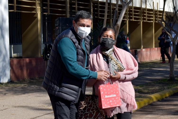 Grandes anuncios en el 22&ordm; aniversario del Hospital Wenceslao Gallardo