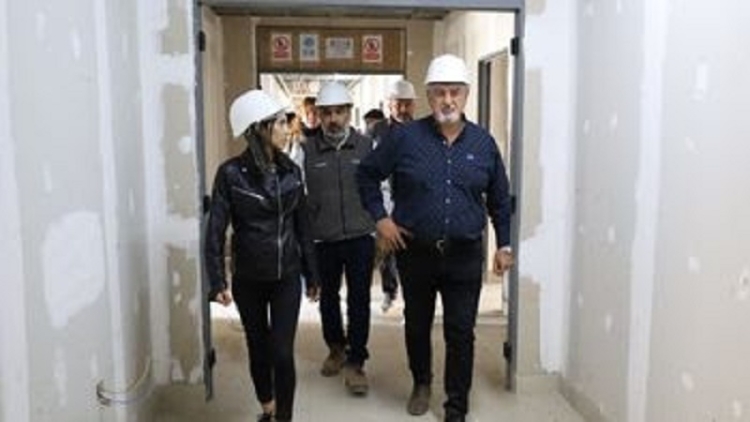 Bouhid recorri&oacute; la obra del futuro Hospital Regional de Libertador
