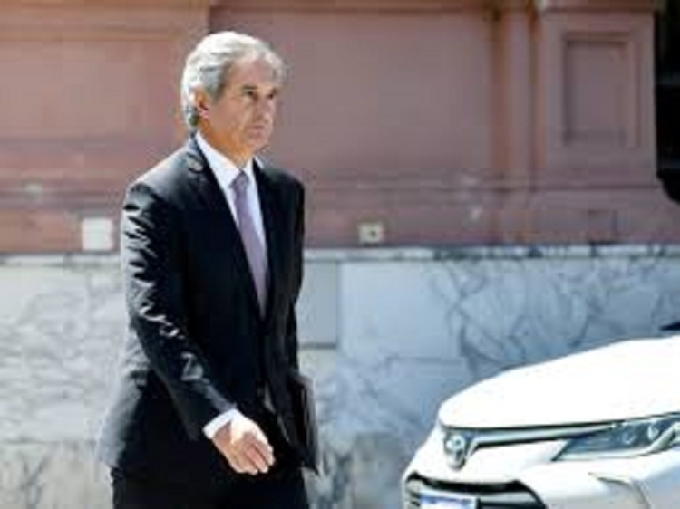 El Tesoro coloc&oacute; $4,42 billones en LECAP y BONCER y obtuvo financiamiento extra