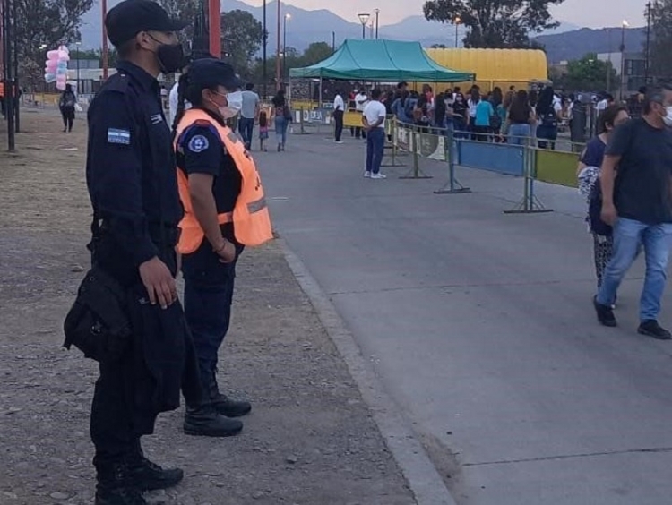 Primavera en pandemia: contin&uacute;a el operativo de seguridad y prevenci&oacute;n sanitaria