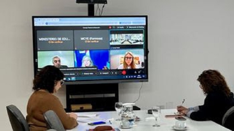 Serrano particip&oacute; de la 145&deg; Asamblea del Consejo Federal de Educaci&oacute;n