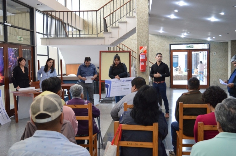 Desde el imd, palpal&aacute; fortalece su actividad emprendedora y comercial con la entrega $1.200.000 en microcr&eacute;ditos