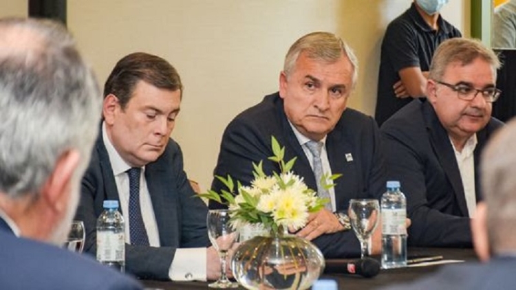 Morales se reuni&oacute; con industriales del NOA y NEA