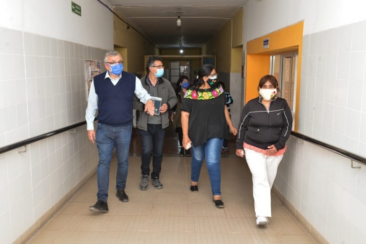 Morales visit&oacute; el Hospital de Maimar&aacute;