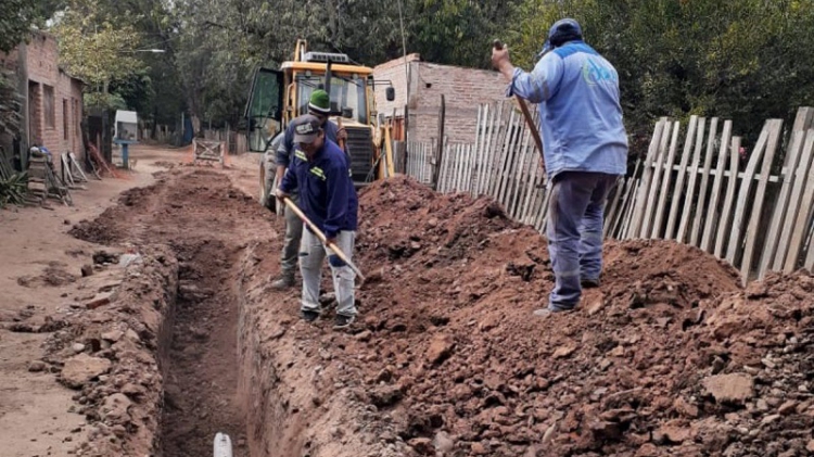 Agua Potable invierte m&aacute;s de 5 millones de pesos en cloacas en Yuto