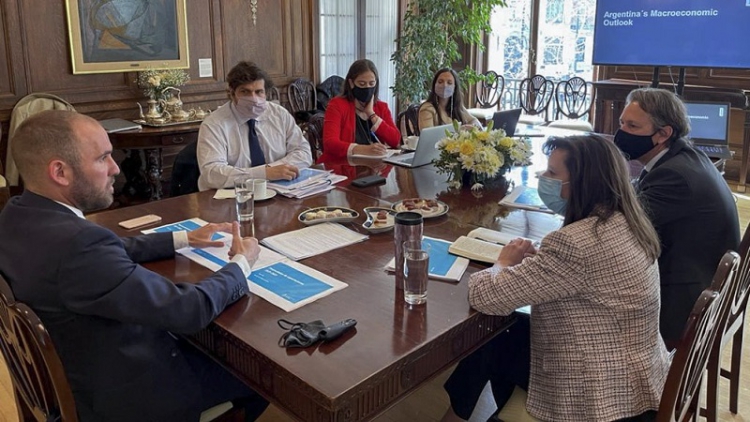 Guzm&aacute;n: si hay cambios en cr&eacute;ditos del FMI, es importante que Argentina pueda acceder a esas mejoras