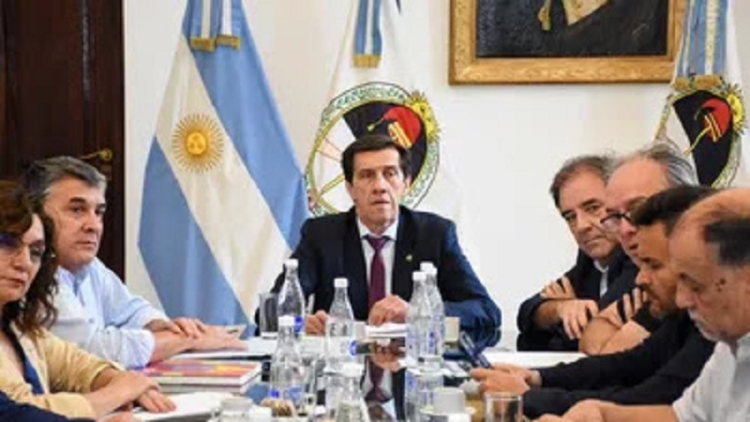 El gobernador Sadir encabez&oacute; su primera reuni&oacute;n de gabinete