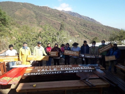 Taller de carteler&iacute;a en madera en los Valles de Altura