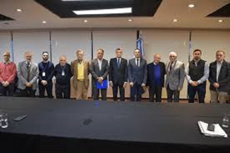 Se firm&oacute; la revisi&oacute;n paritaria mercantil