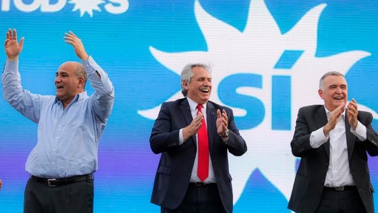 Fern&aacute;ndez llam&oacute; a la unidad y critic&oacute; que la oposici&oacute;n proponga los "mismos remedios de siempre"