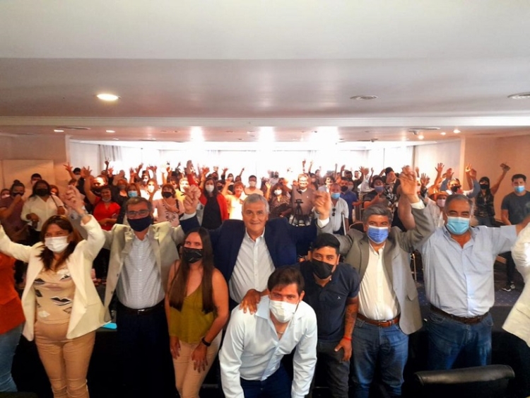 Morales llev&oacute; su respaldo a instituciones y candidatos de  Vamos La Rioja y Cambia La Rioja