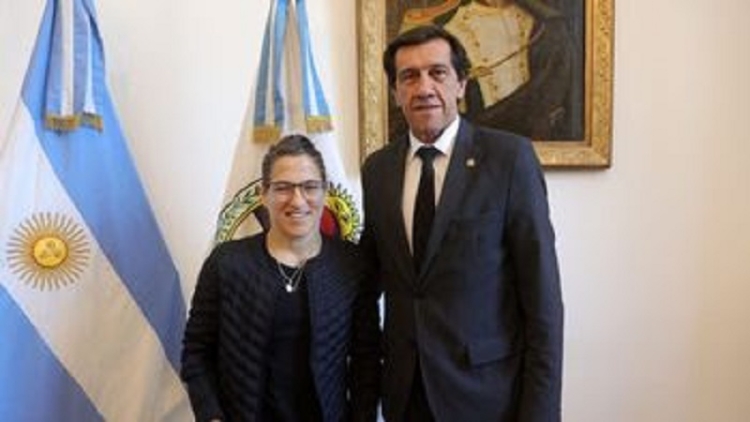 Carlos Sadir se reuni&oacute; con la medallista ol&iacute;mpica Paula Pareto