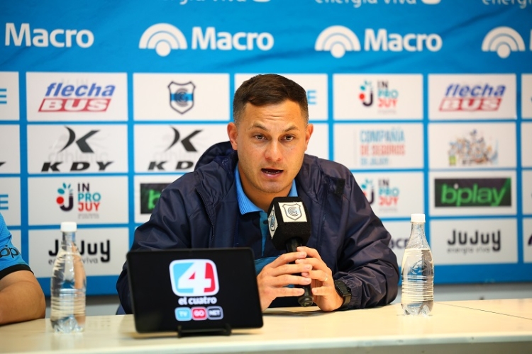 M&oacute;dolo llam&oacute; a &ldquo;aportar un granito de arena para seguir arriba&rdquo;
