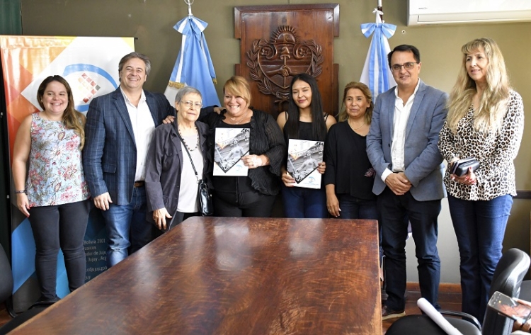 Distinguen como Personalidad Destacada a Gabriela Baduzzi