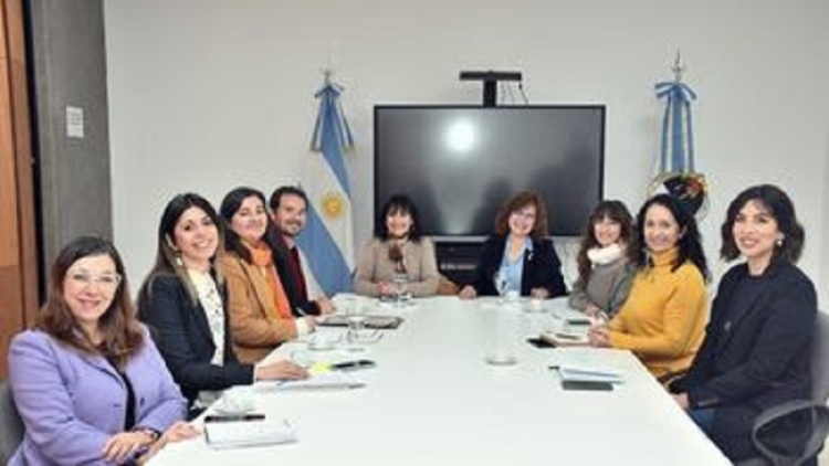 Impulsan proyecto para la formaci&oacute;n de operadores de Salud Mental