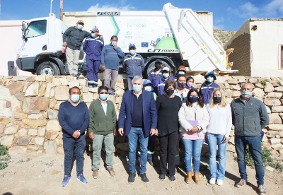 Morales entreg&oacute; un veh&iacute;culo compactador para El Moreno